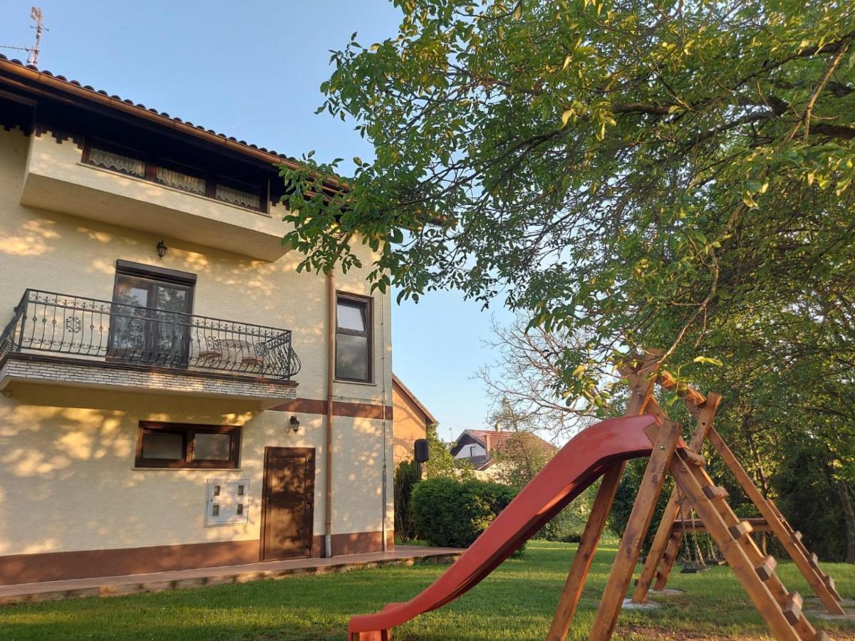 Apartman Nada Ozalj Esterno foto